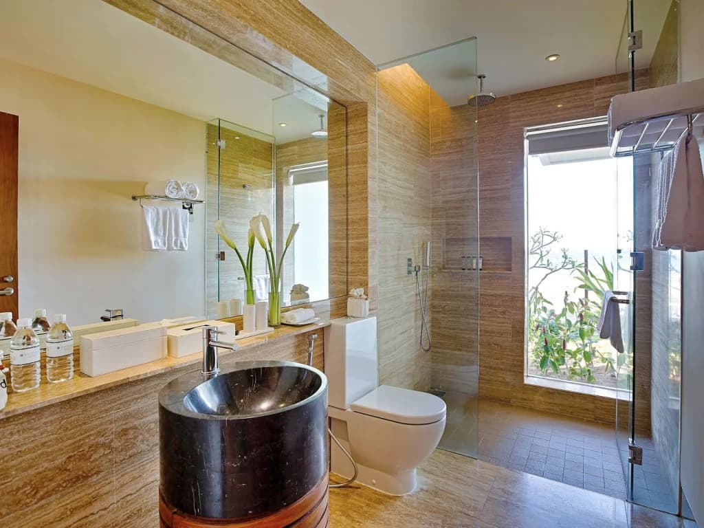 Pullman Danang Beach Resort - photo 10