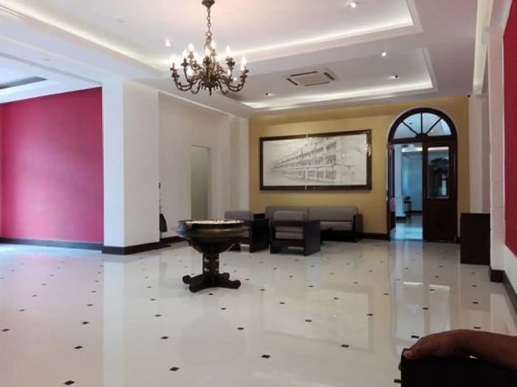 Hotel Nippon Colombo - photo 2