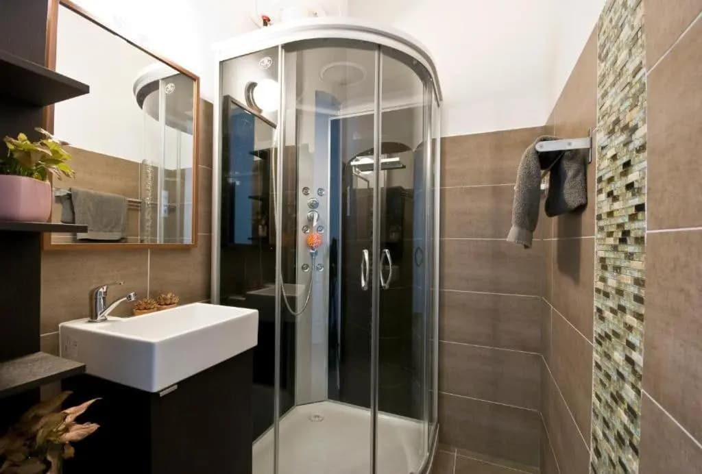 Balcony Apartment - photo 6