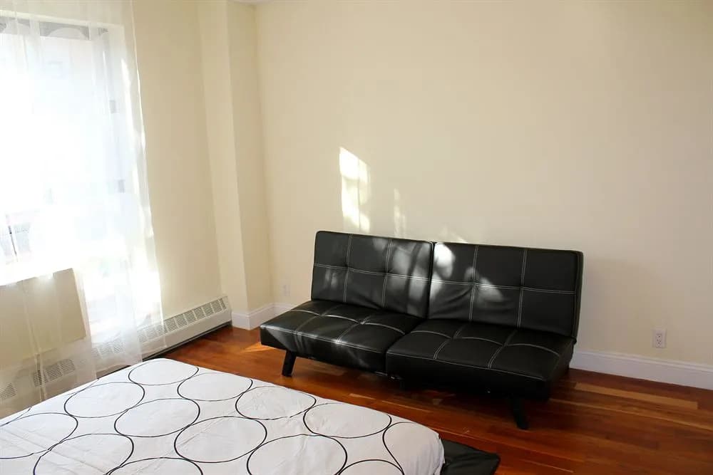 Empire 120 - photo 2