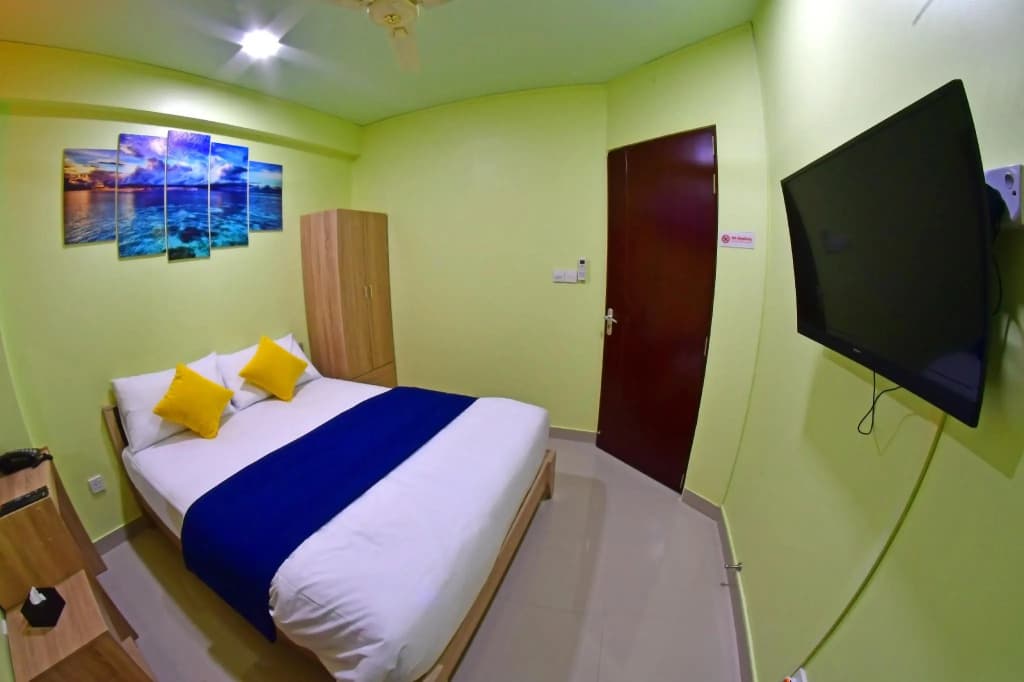 Tourist Inn - photo 2