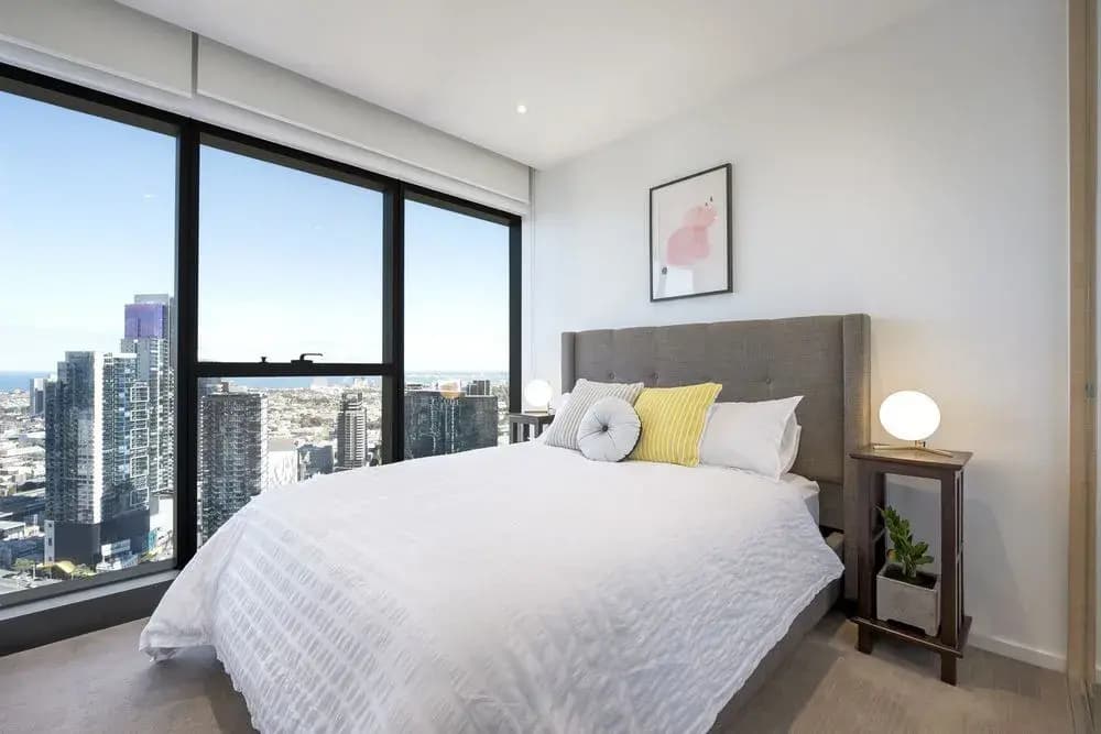 Luxurious 3 Bedroom Apartment - photo 2