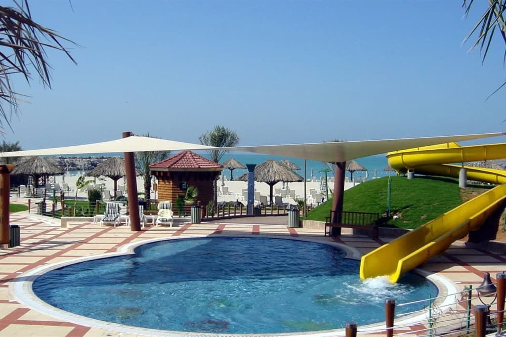 DoubleTree by Hilton Ras Al Khaimah - photo 9