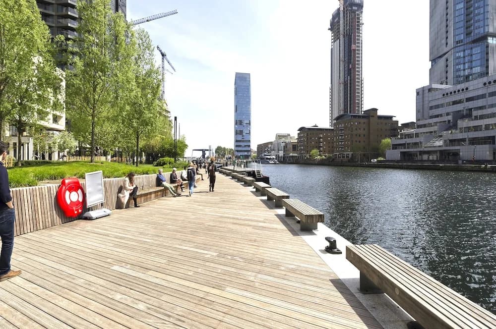 Luxury Waterfront Studio in Canary Wharf by Underthedoormat - photo 16