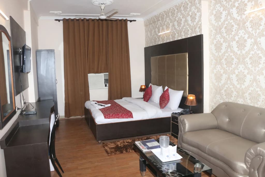 Hotel Kashish Plaza - photo 5