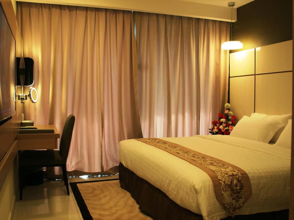 Hotel Sfera - main photo