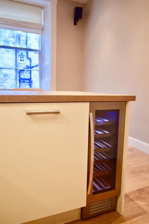 Homely 2 Bedroom Apartment in Stockbridge - photo 9