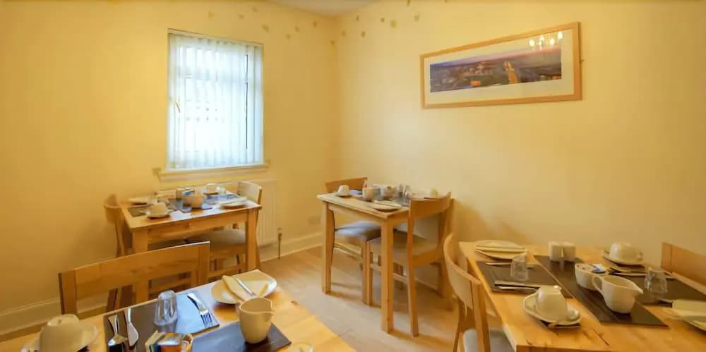 Alpha Guest House - photo 15