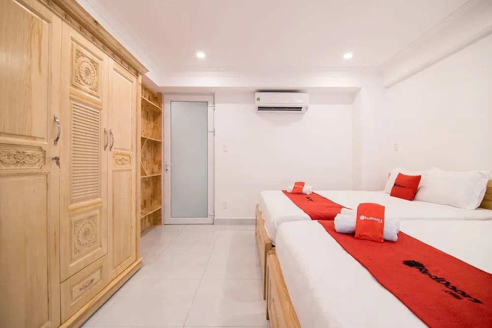 RedDoorz Plus Near Gia Dinh Park - photo 4