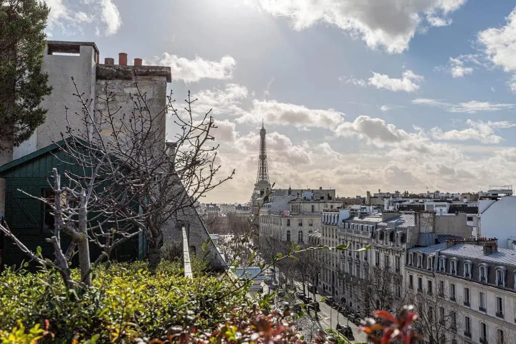 Veeve - Rooftop Views of the Arc de Triomphe - photo 7