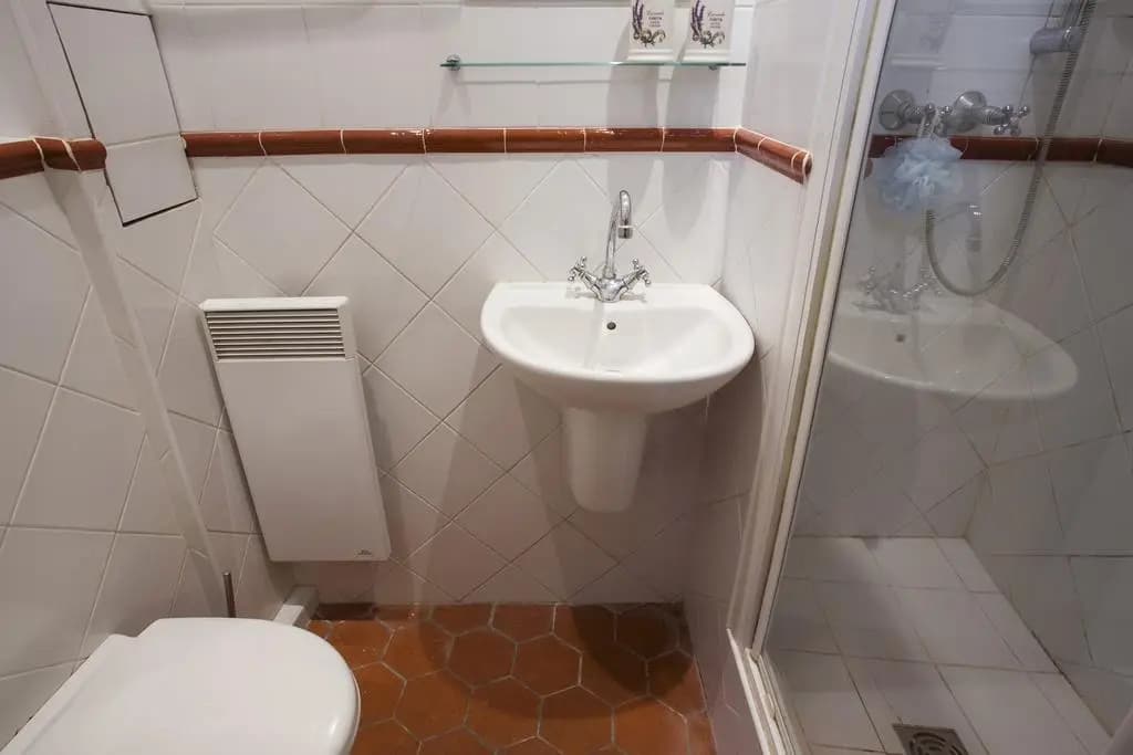 Quai d'Orsay Apartment - photo 8