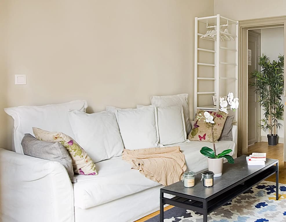 B 823 - Buttes Chaumont - Spacieux appartement - photo 3