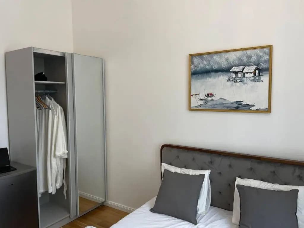 2-bed Apartment in Praha - photo 4