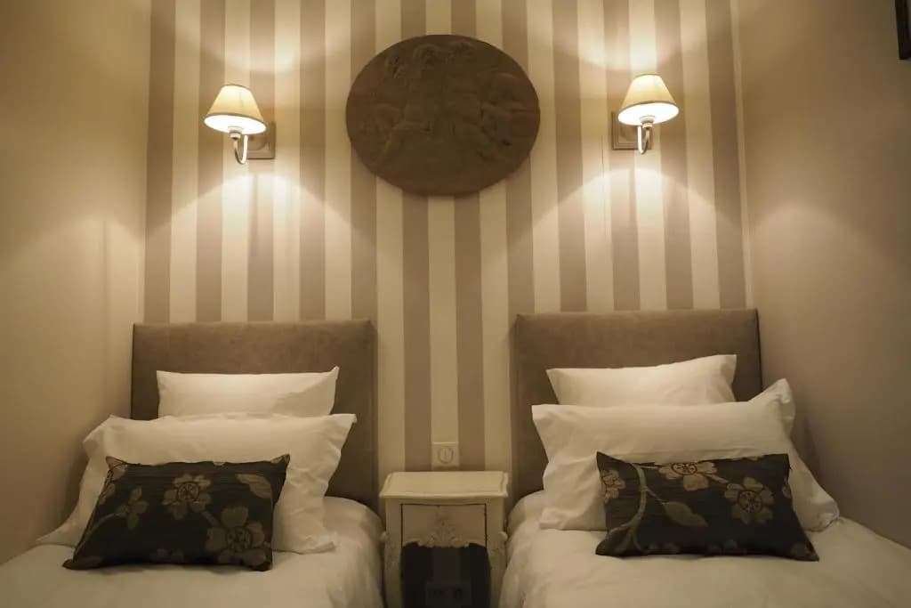 Saint Germain Elegant ChicSuites - photo 5