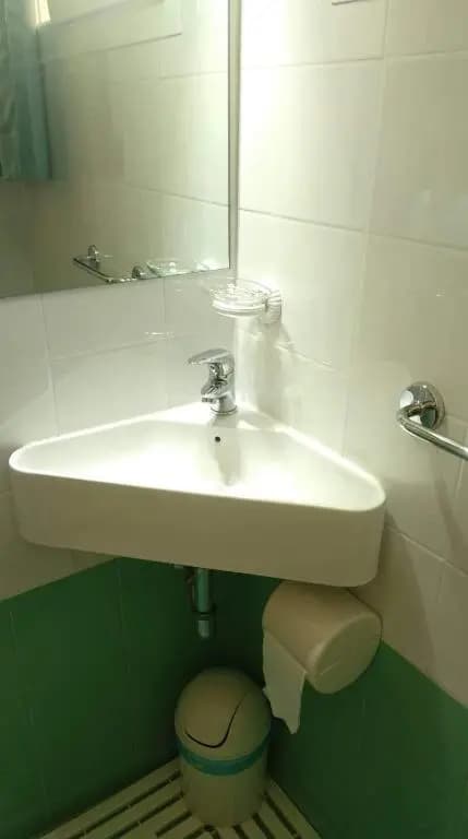 small single room - photo 9