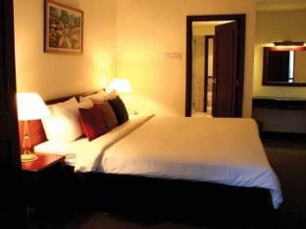 Imbi Suite at Times Square - photo 3