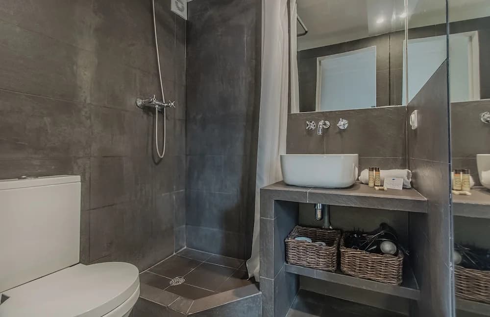 Chiado Balcony Apartment - photo 8