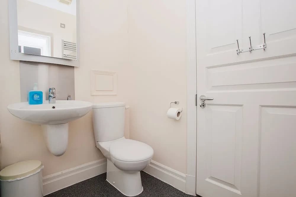 London Bridge Designer Flat - photo 7