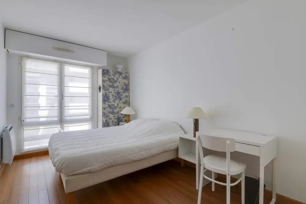 Chic and Luminous Apartment in Bastille - photo 2