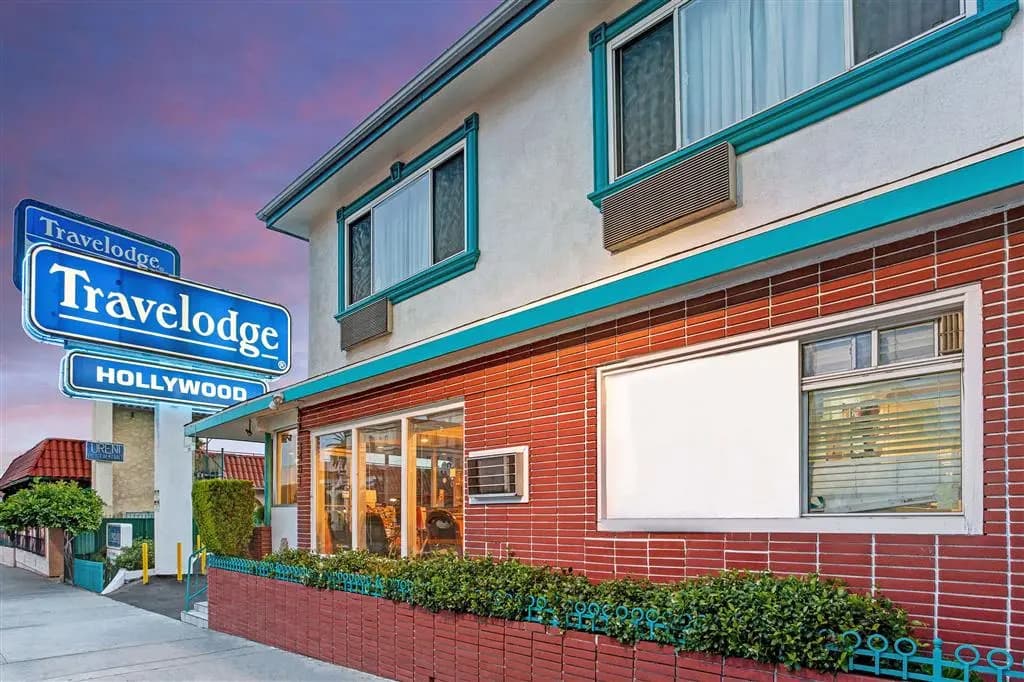 Travelodge by Wyndham Hollywood-Vermont/Sunset - main photo