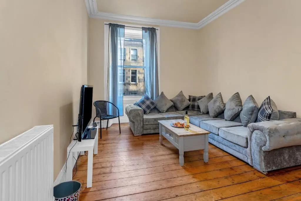 Edinburgh City Centre Jasmine Apartment -SLEEPS 7 - photo 3
