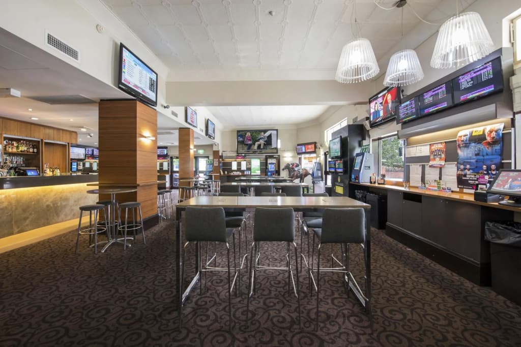 Royal Hotel Randwick - photo 20