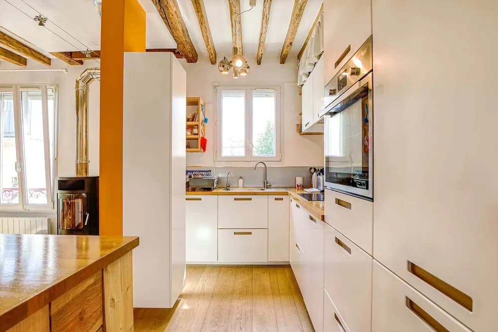 Loft-inspired Flat Near Montmartre, Sleeps 4 - photo 10