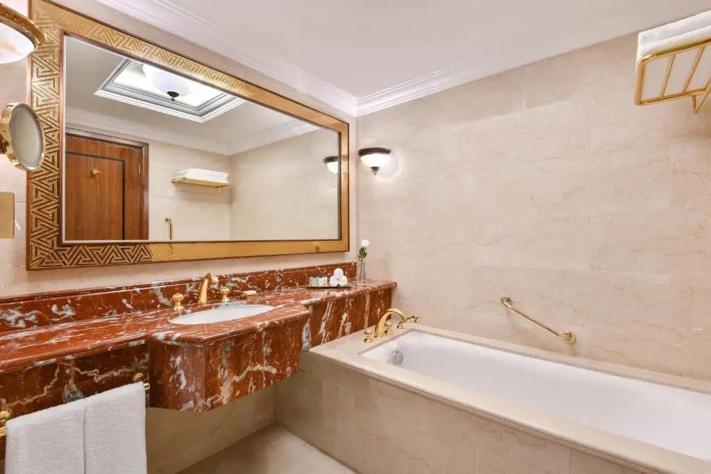 Sheraton Grand Doha Resort & Convention Hotel - photo 35