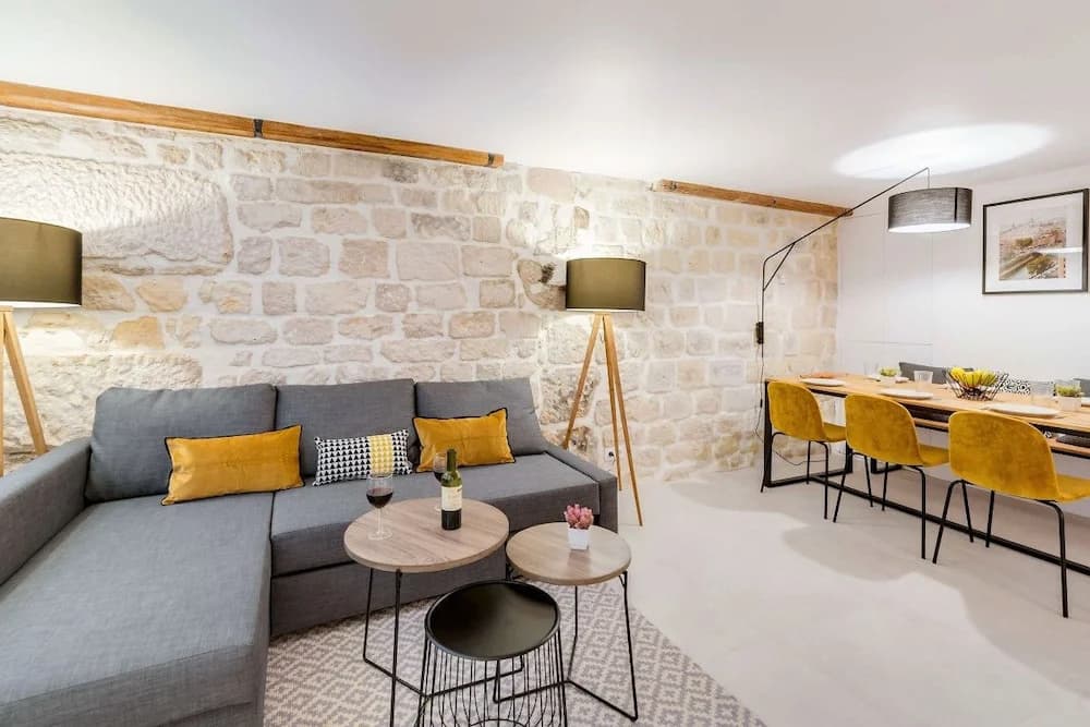 Spacious and Charming Flat on île de la Cité - photo 12