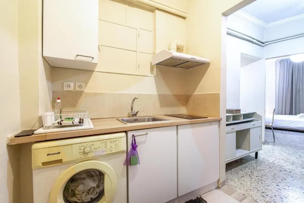 Filopappou Decent Apartment - photo 14