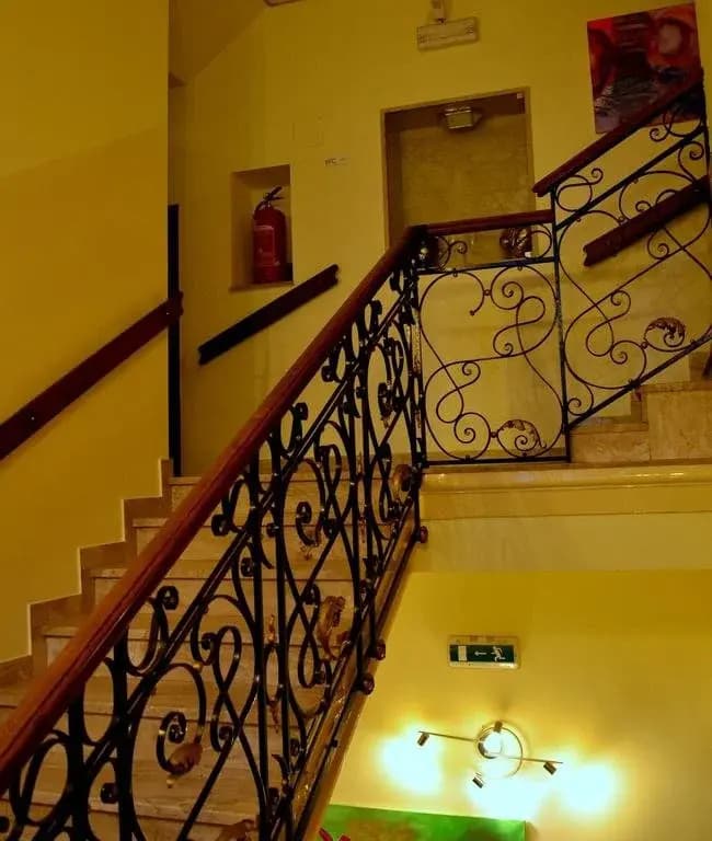 Early Bird Budget Hotel - photo 10