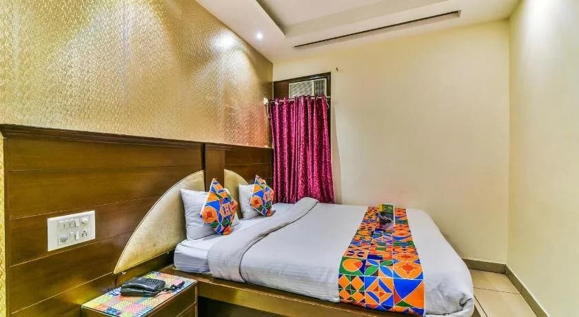 Hotel The Le Grand - photo 5