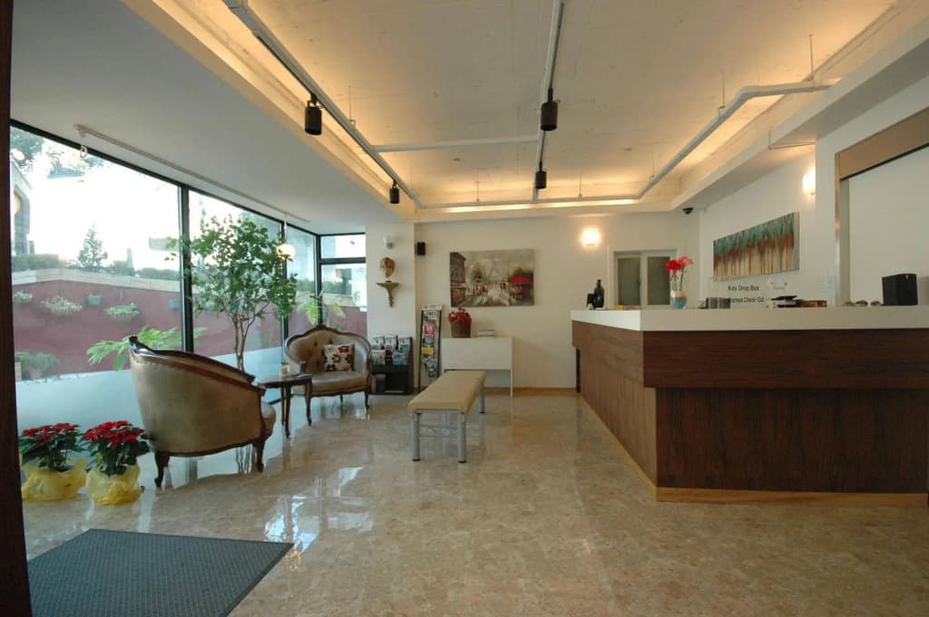 E Residence - photo 2