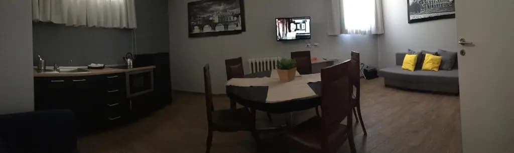 Caracalla Room Rental - photo 3