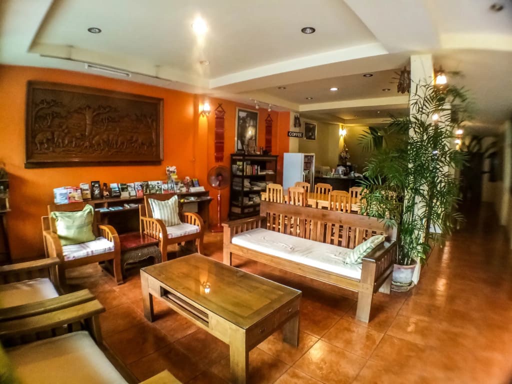 Bautong Lodge Guest House - photo 14