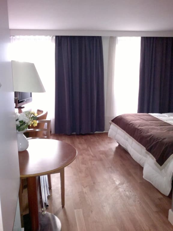 Hotel Metropolitain - photo 10