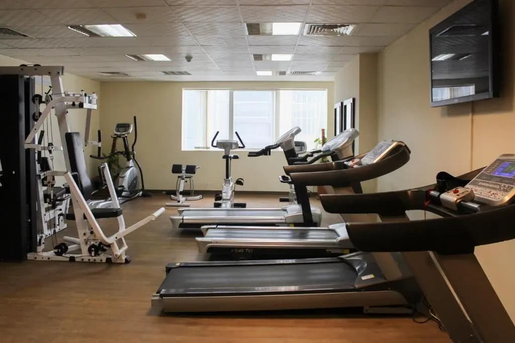 Clifton International Hotel - photo 15