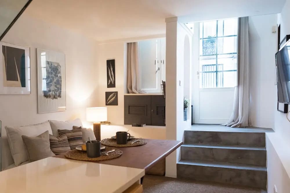 Janelas Verdes Stylish Tailor Made Flat - photo 2