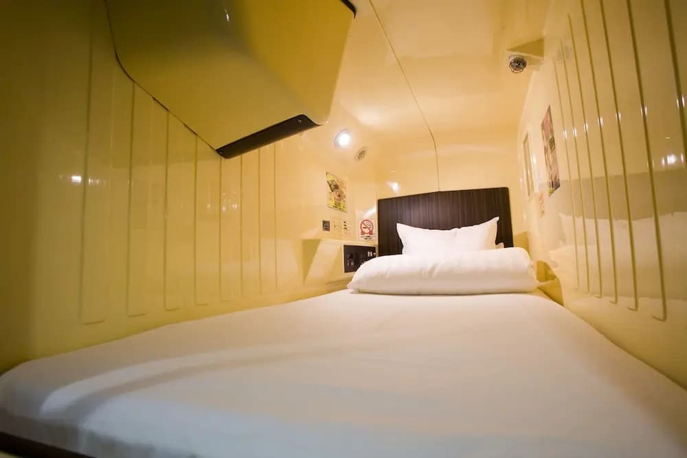 Sauna & Capsule Hotel Dandy – Caters to Men - photo 2