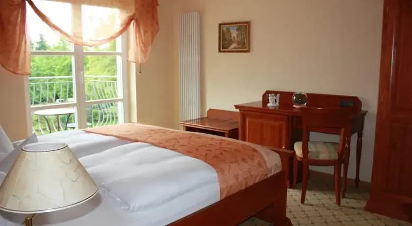 1a Park Hotel Berlin Schloss Kaulsdorf - photo 2