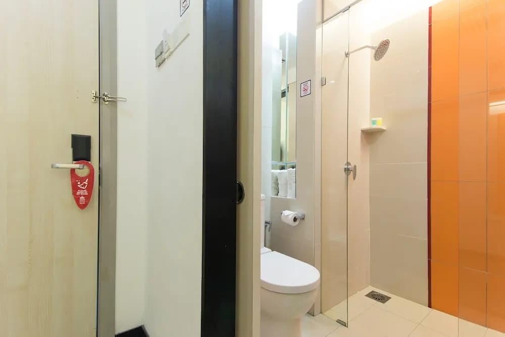 ZEN Rooms Kinta Alley - photo 11