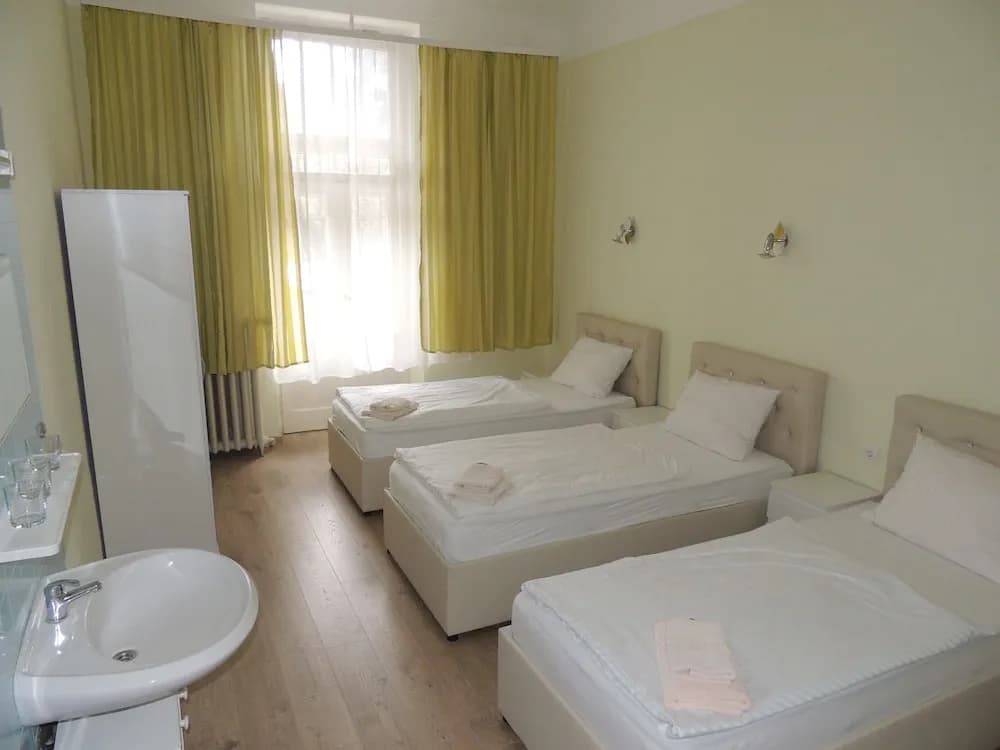 Pension Dahlem - photo 4