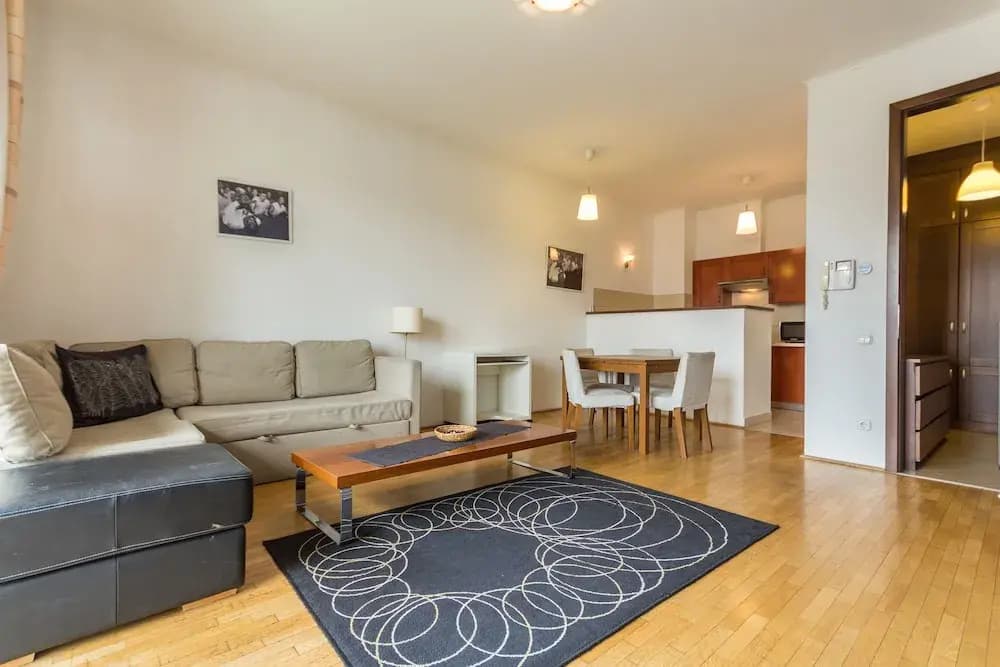 Club 99 Apartments - photo 10