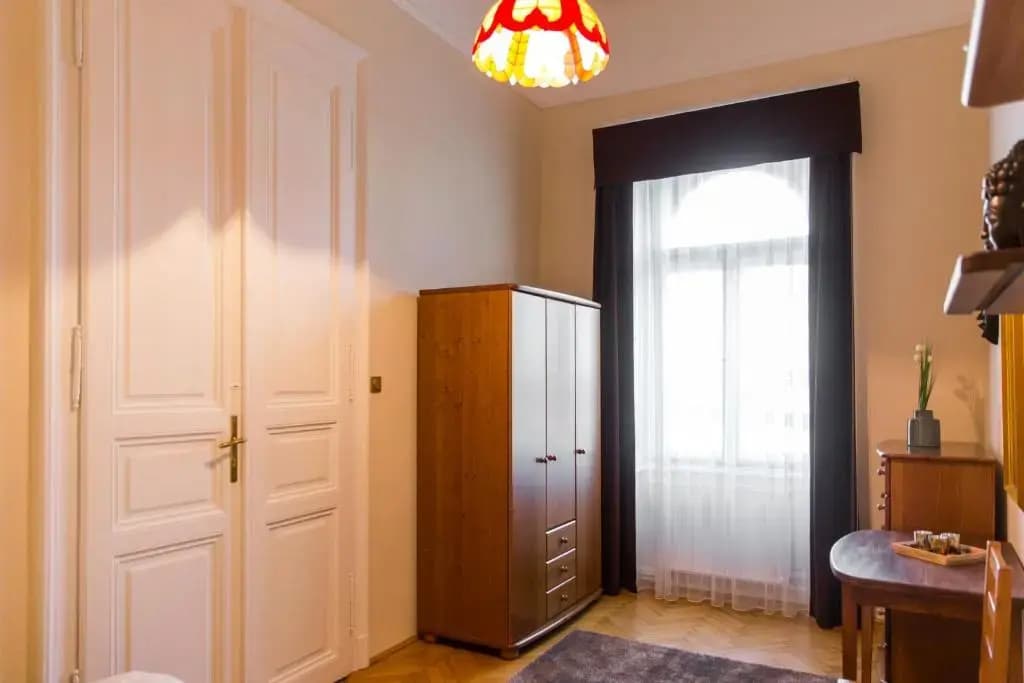 East Private Rooms - photo 4