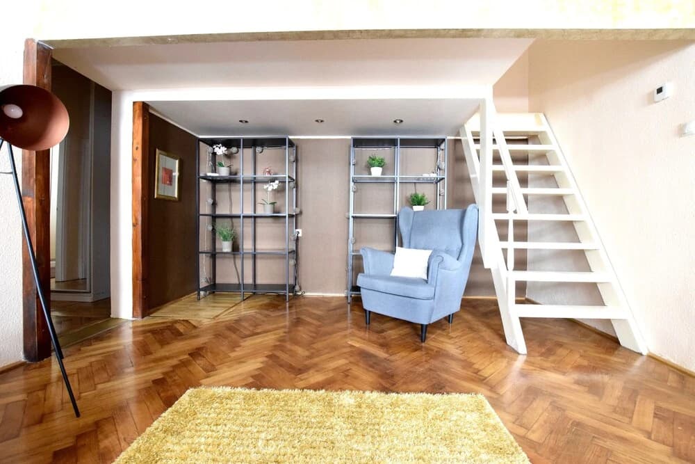 Hi5 Apartments - Ruin Bar District - photo 14