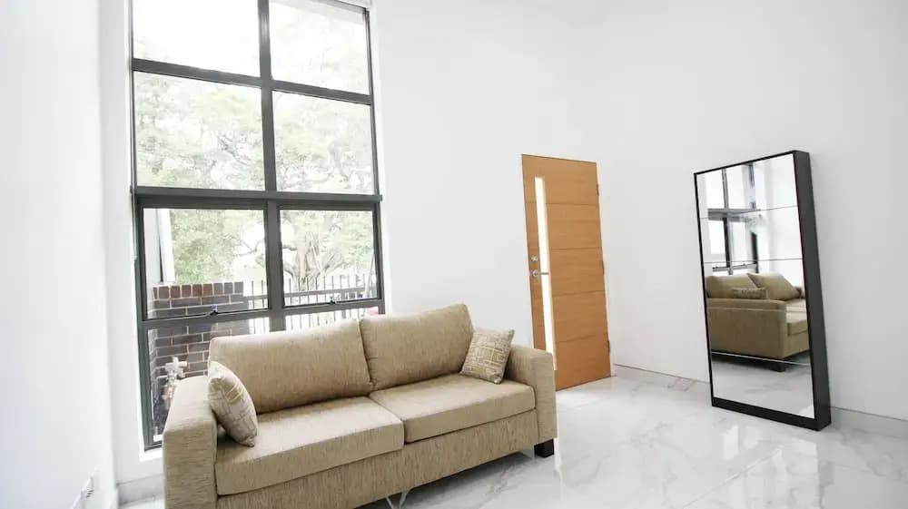 154 Wyndham - photo 5