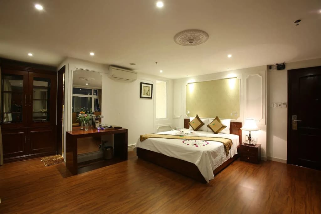 Orange Hotel - photo 3