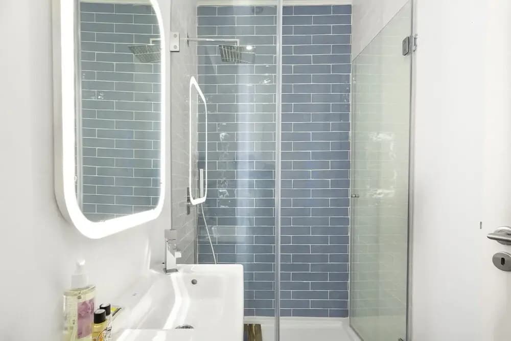 ALTIDO Chic 1BR Apt w/balcony close by Graça Viewpoint & tram stops - photo 8