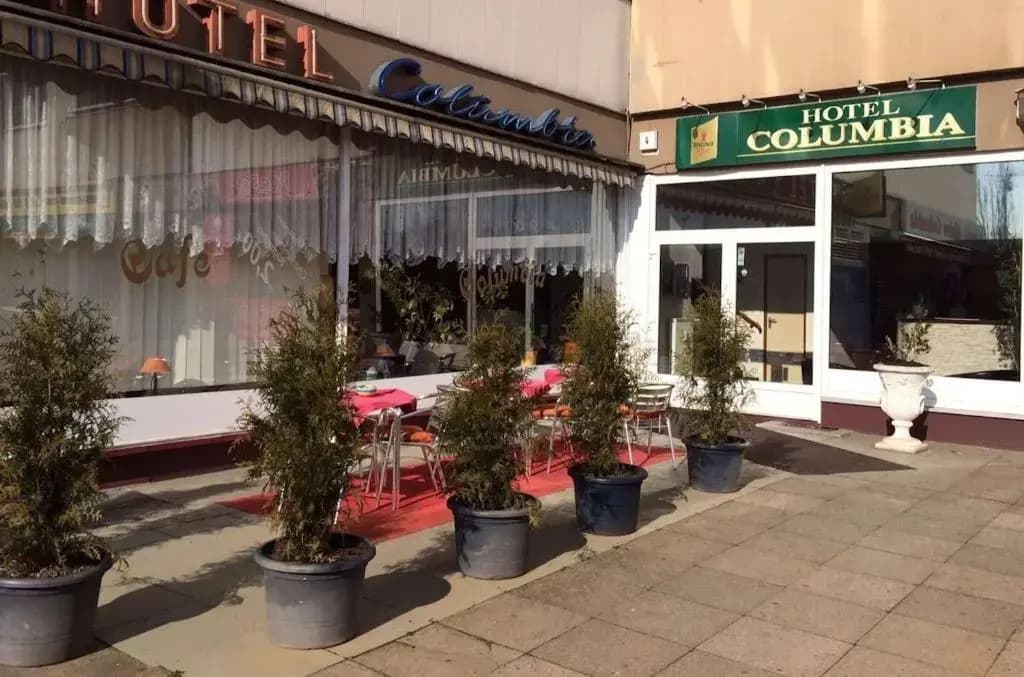 Columbia City Hotel - photo 5