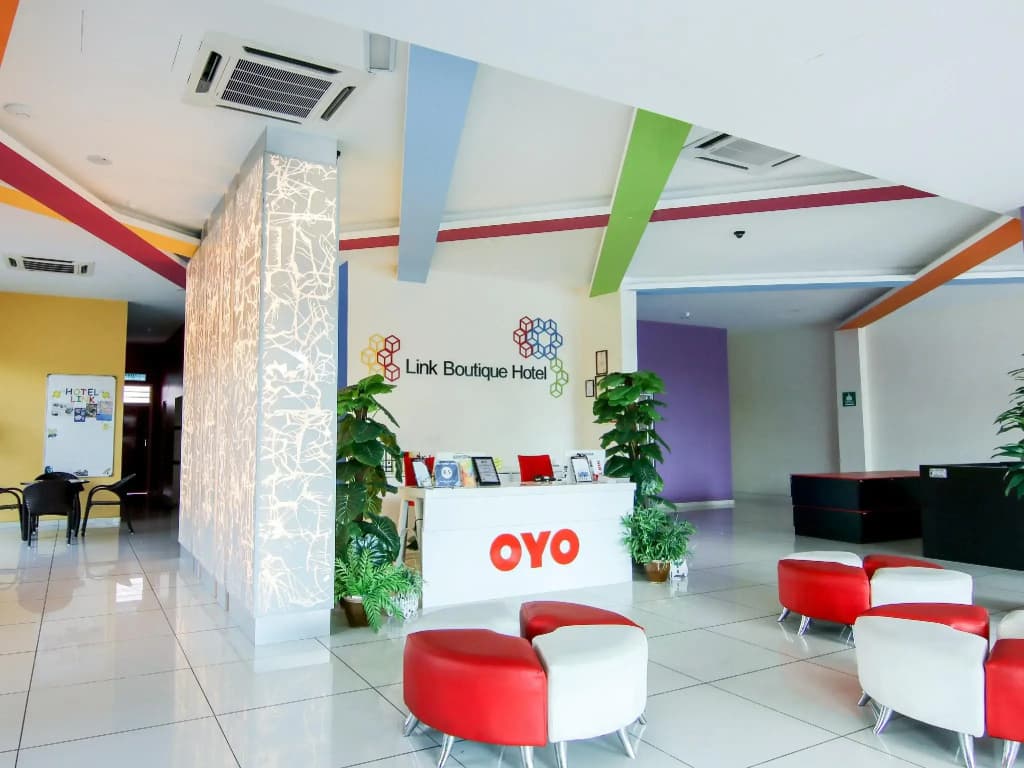 OYO 89848 Link Boutique Hotel - photo 2
